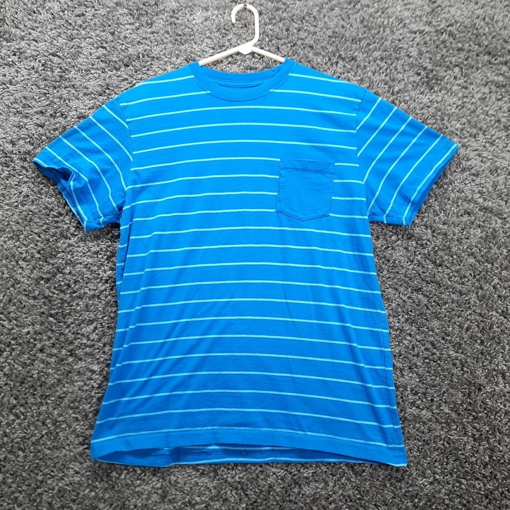Foot Locker Shirt Men Large Blue Stripe Front Breast Pocket Crew Neck‎ T Tee